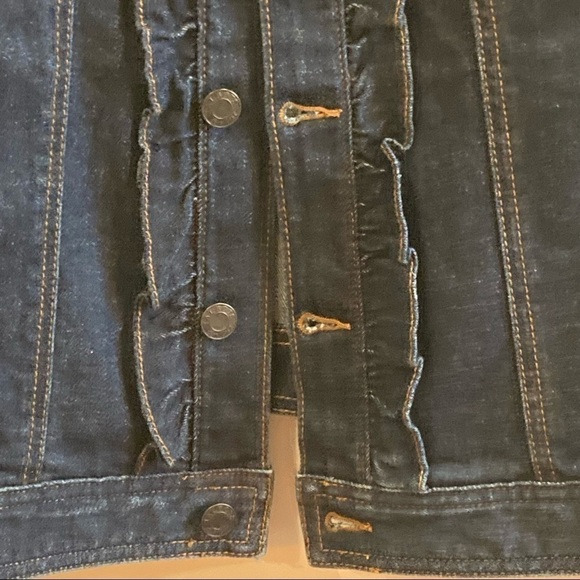 TALBOTS Sz XLP Denim Jean Jacket  With Front Pockets & Button Line Rufflels - Picture 4 of 13